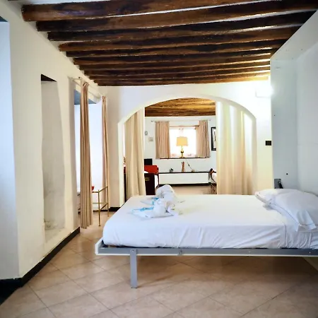 Dimora S.m. Di Castello Apartment